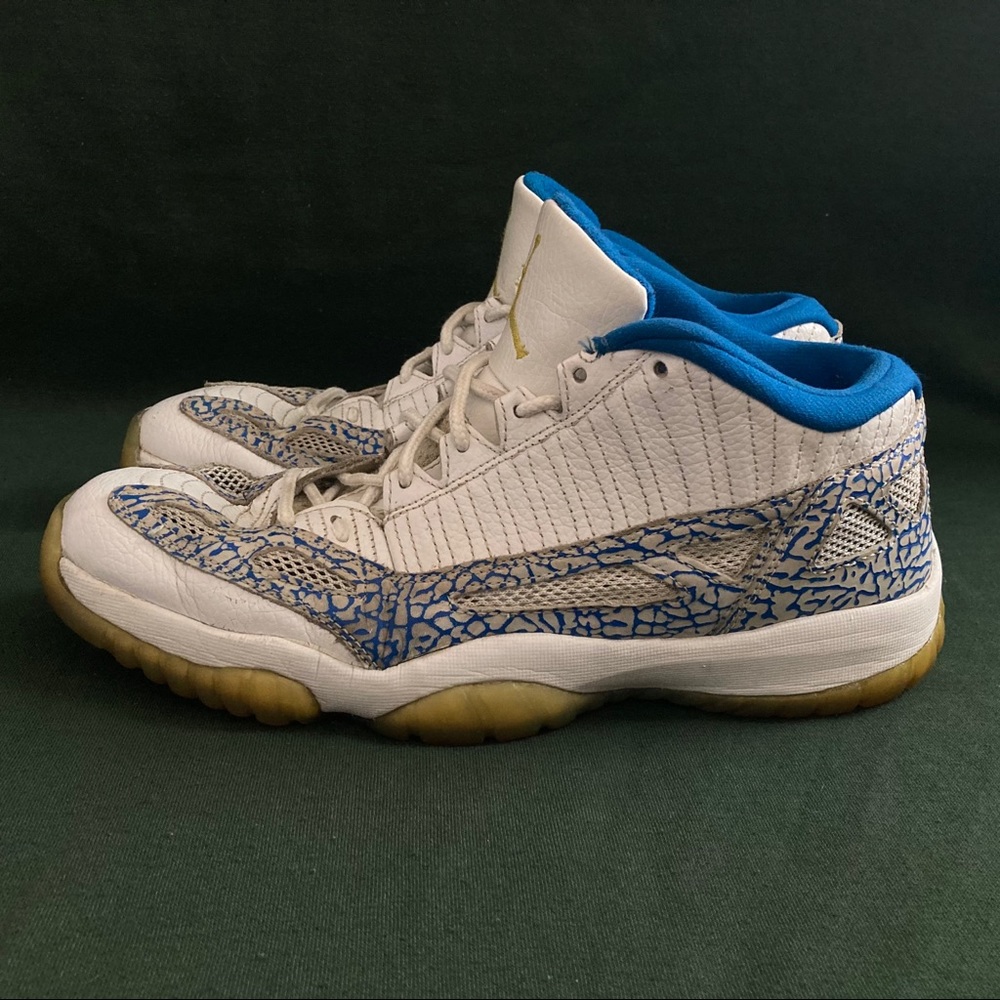 Air Jordan 11 Retro Low IE White Argon Blue